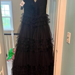 Brand New & Never Worn! Our loss is your gain!!